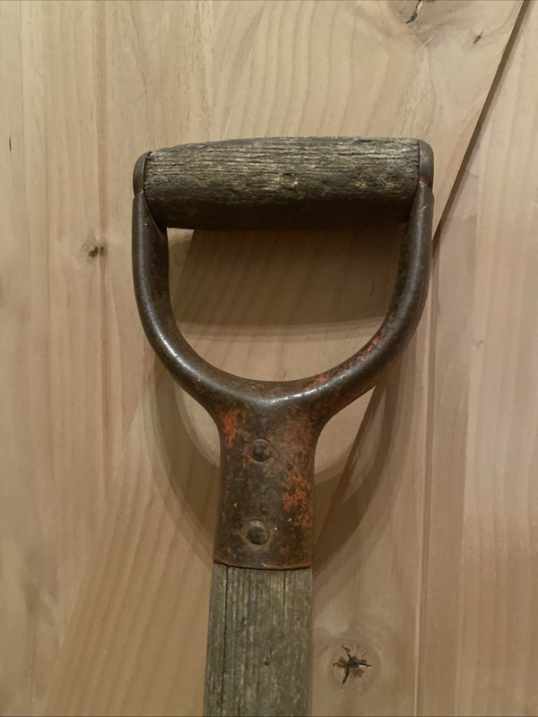 Vintage TRUE TEMPER DYNALITE Razor Back Coal Clam Shovel Antique Farm Tool Decor gallery