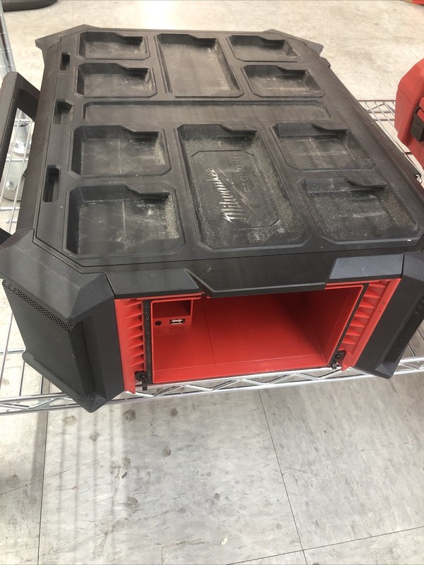 Milwaukee 2950-20 M18 Packout Bluetooth Radio Speaker With Battery Charger gallery