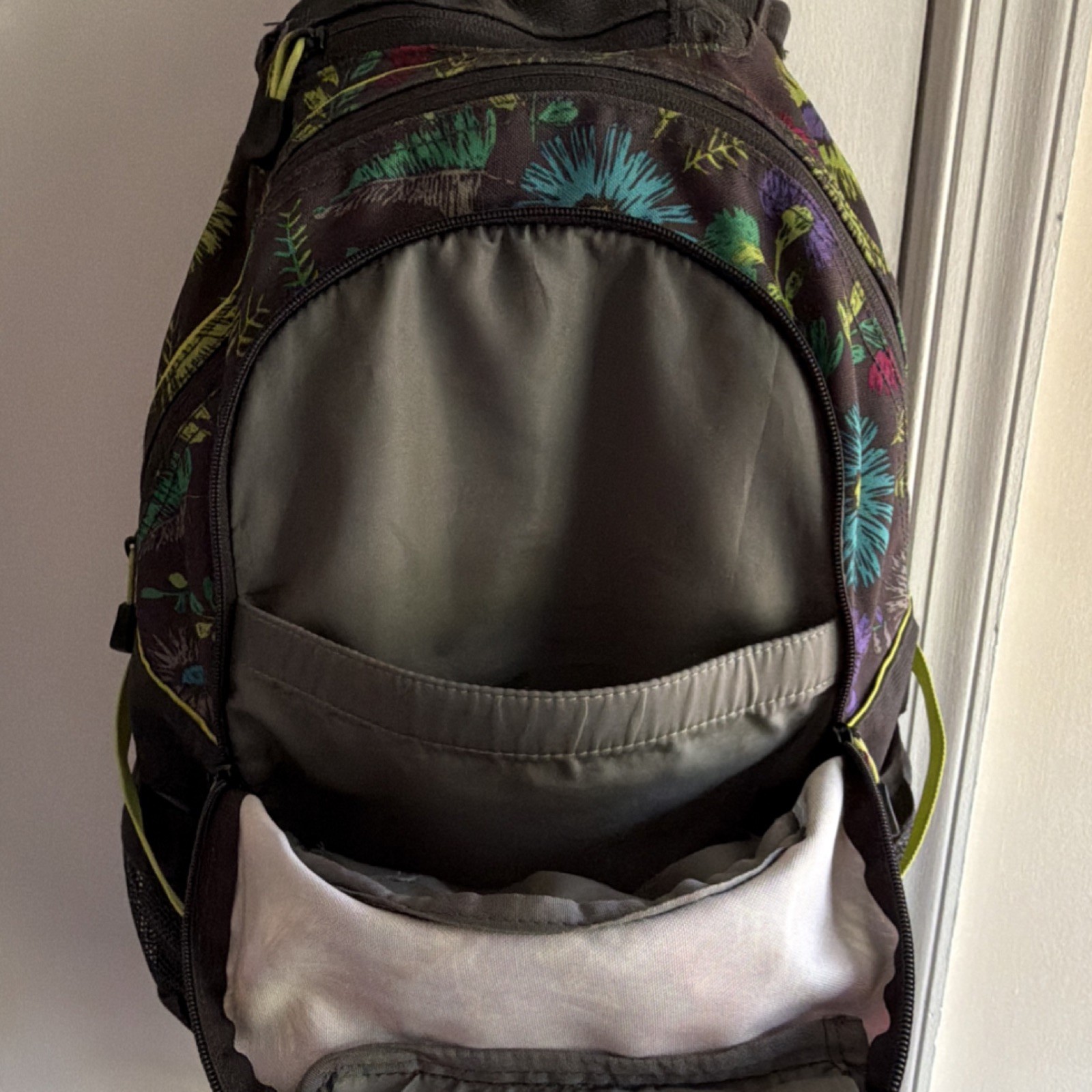 High Sierra Floral Hiking Backpack Black Multicolor 5 Pockets Multifunction 4
