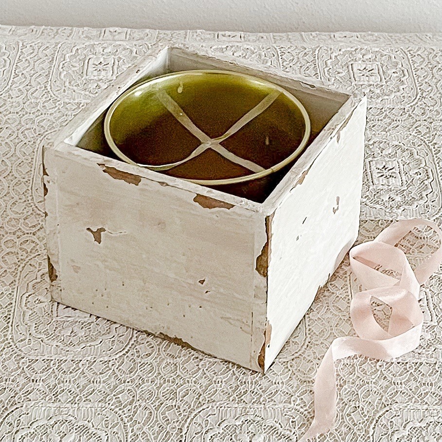 Chippy Paint Flower Box Vase White Cottagecore Decor gallery
