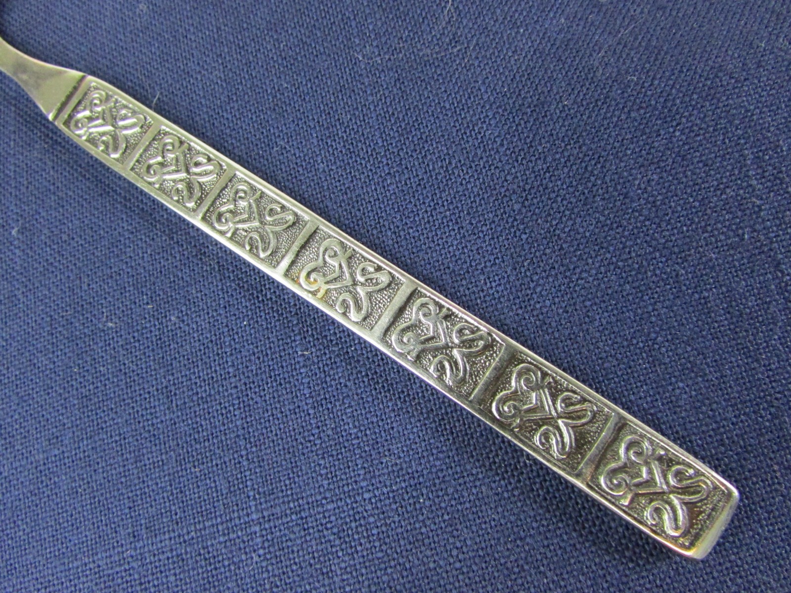 GRAVY SERVING LADLE! Vintage HANFORD FORGE stainless: DEL AZAR pattern: LOVELY gallery