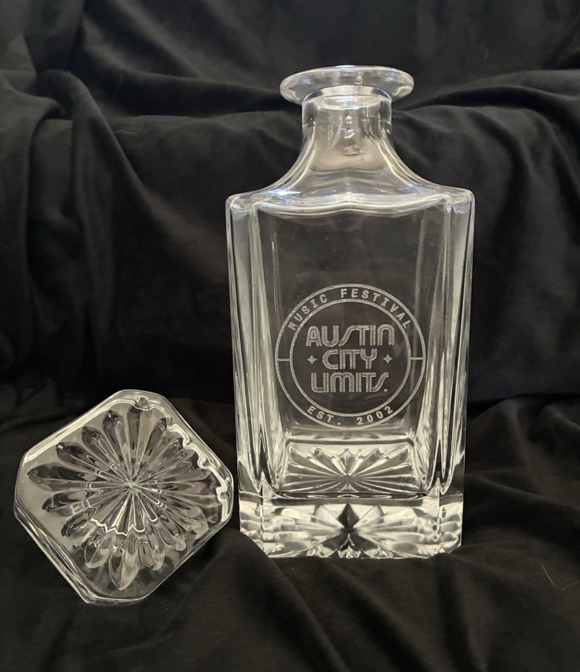 Austin City Limits Lead-Free Crystal Decanter w/ Stopper, 27 oz Weighted Bottom gallery