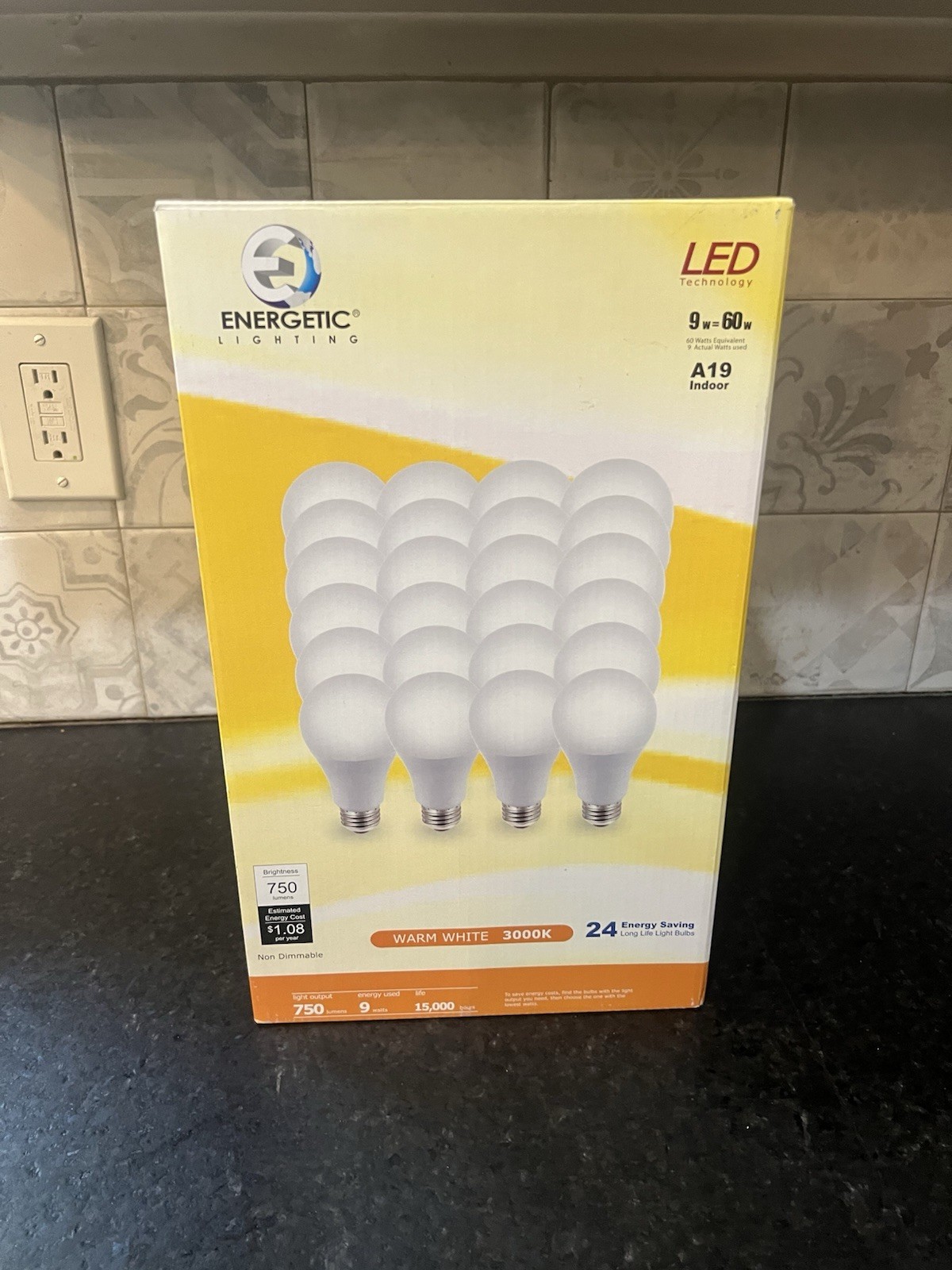 24-pack Energetic LED Light Bulbs Open Box 750 Lumens 9W 5000K 15,000hr gallery