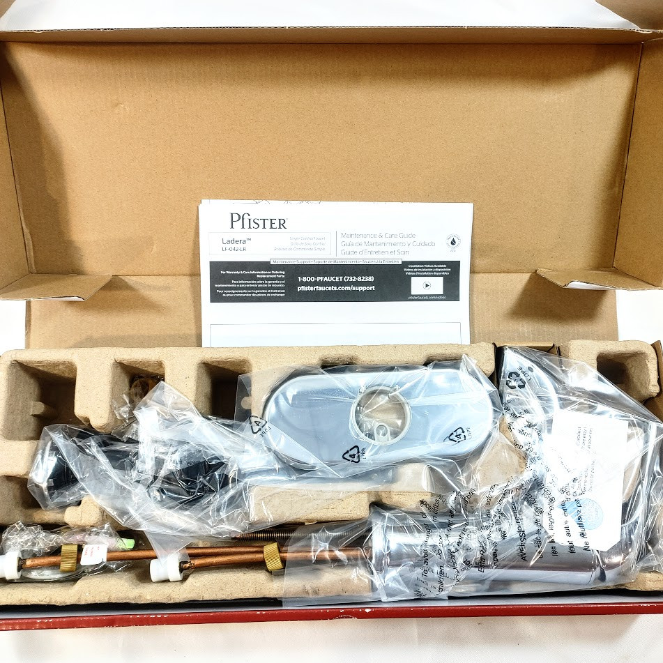 Pfister Ladera 1-Handle Bathroom Faucet in Polished Chrome (LF-042-LRCC) gallery