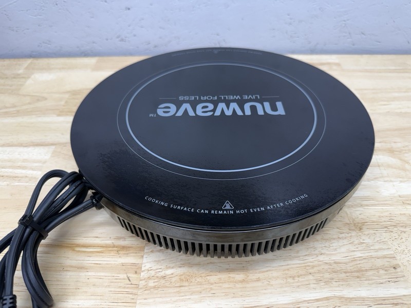 Nuwave PIC Titanium Precision Induction Cooktop Model 30342 gallery