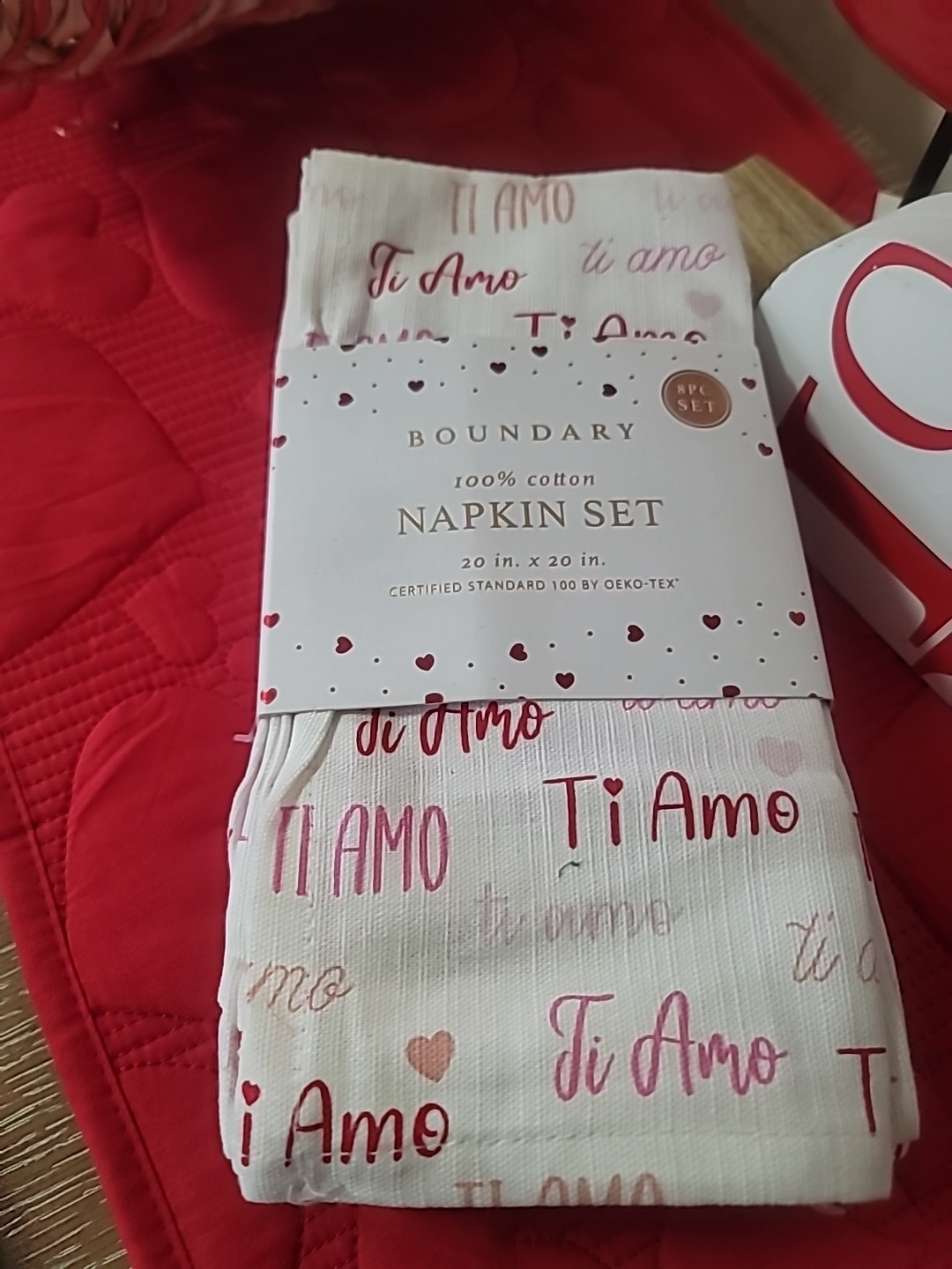 NWT 8 Boundary White 100% COTTON " TI AMO" Napkins 20" x 20" pink,red,coral, gallery