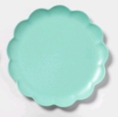 Four (4) Sun Squad ~ FLOWER ~ 10.5″ Dinner Plates ~ Melamine ~ LIGHT GREEN
