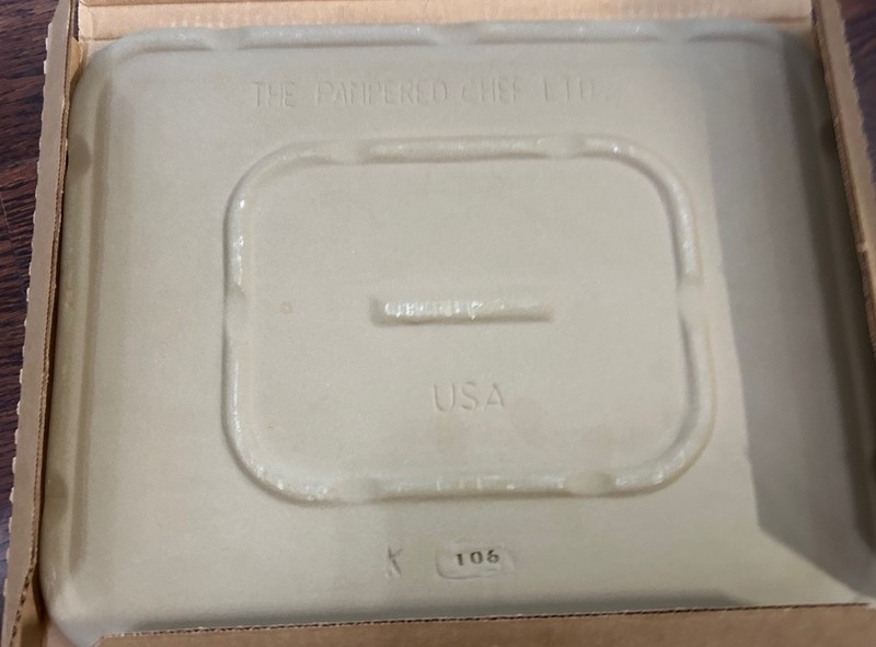 Pampered Chef Rectangular Baking Stone 12x15 w/ Box USA 4434 gallery