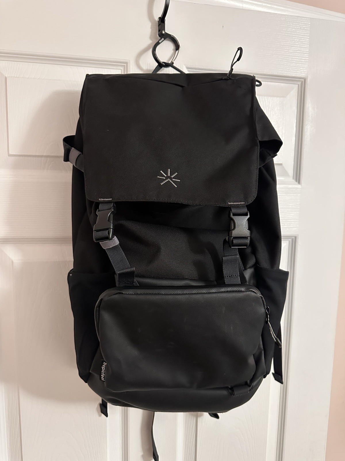 Tropicfeel Shell 20-40L Backpack 40L 3