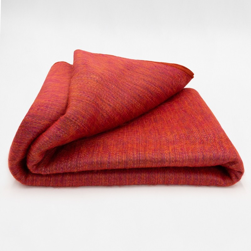 DOUBLE DENSITY ALPACA WOOL BLANKET THROW | QUEEN SIZE | SOFT & WARM – FIERY RED gallery