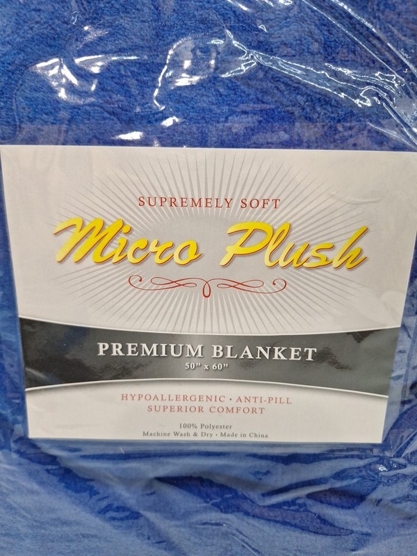 Micro Soft Supremely Soft Premium Blanket Throw 50x60 Hypoallergenic Anti-pill gallery