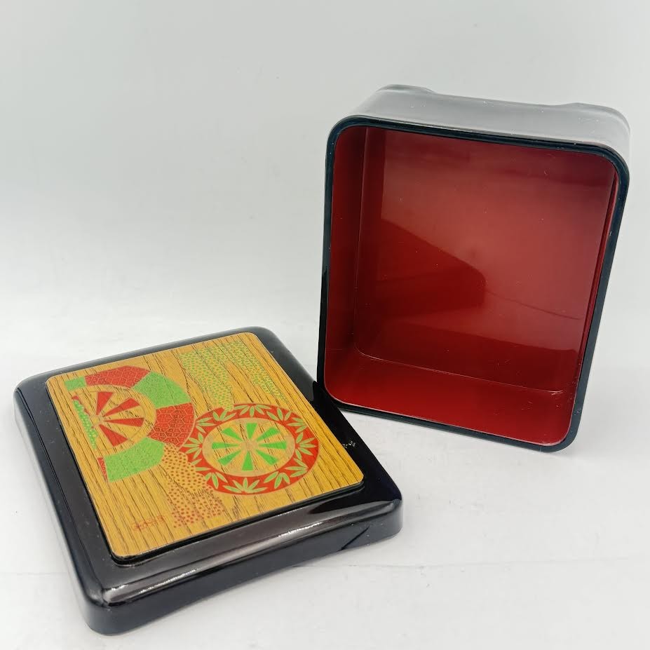 Bento Box Black And Red - Size:6"x5"x3" gallery