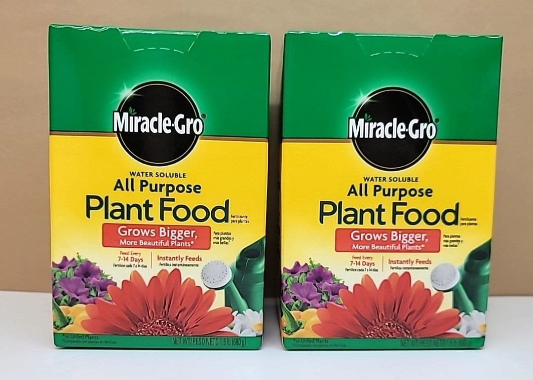2-Pack Miracle-Gro Water Soluble All Purpose Plant Food Fertilizer 1.5 lb gallery