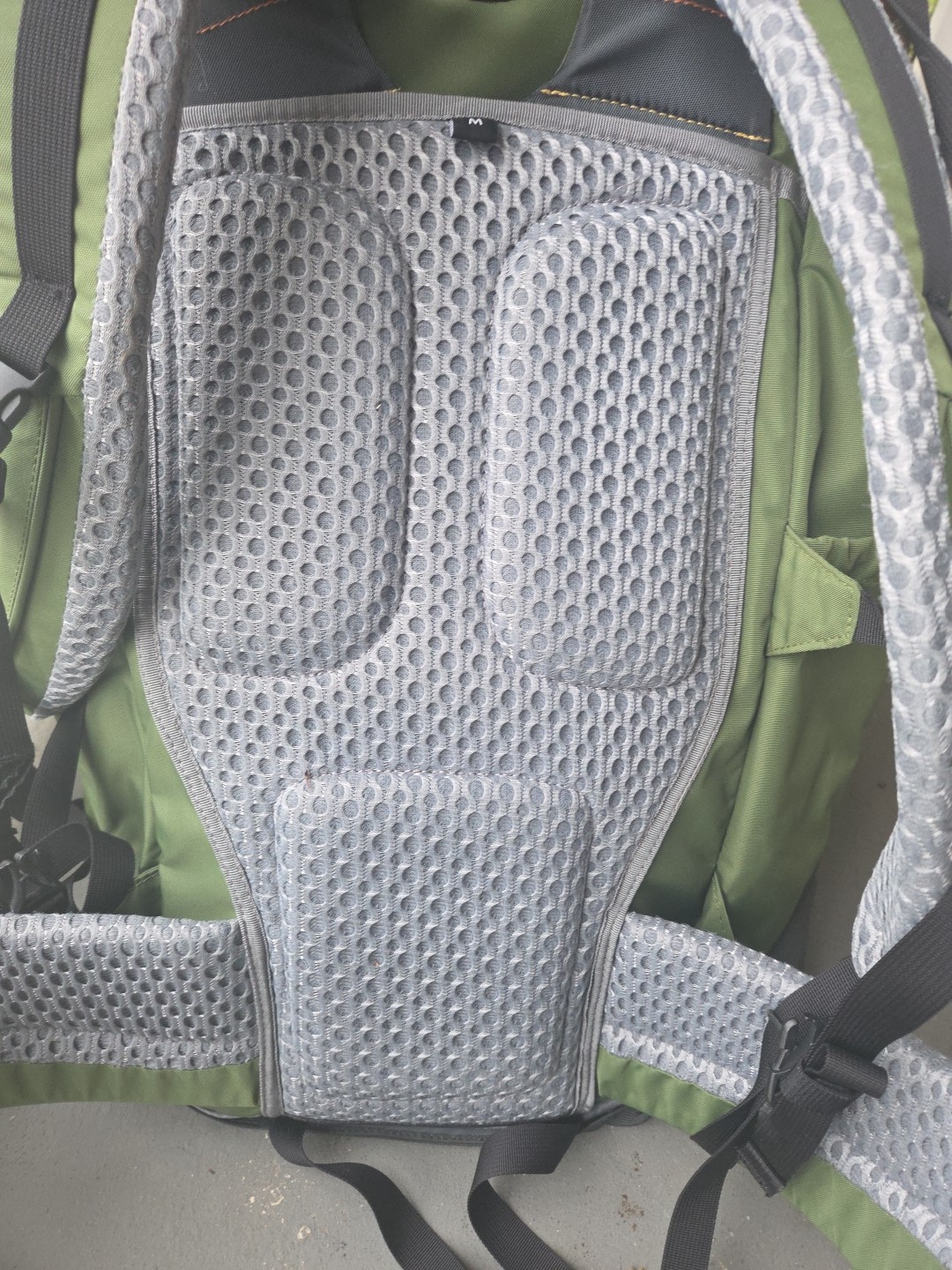 EAGLE CREEK 90L BACKPACK WITH DITACHABLE DAYPACK 3