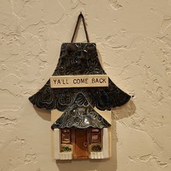 Studio Pottery House Wall Plaque Welcome YA’LL COME BACK no chips or cracks