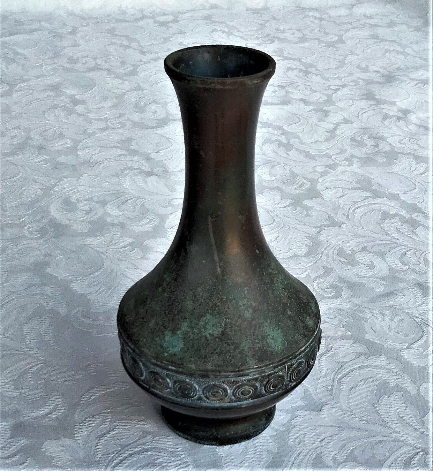 ORIENTAL BRONZE FINISH BRASS VASE WITH AGED GREEN PATINA 21.5CM gallery