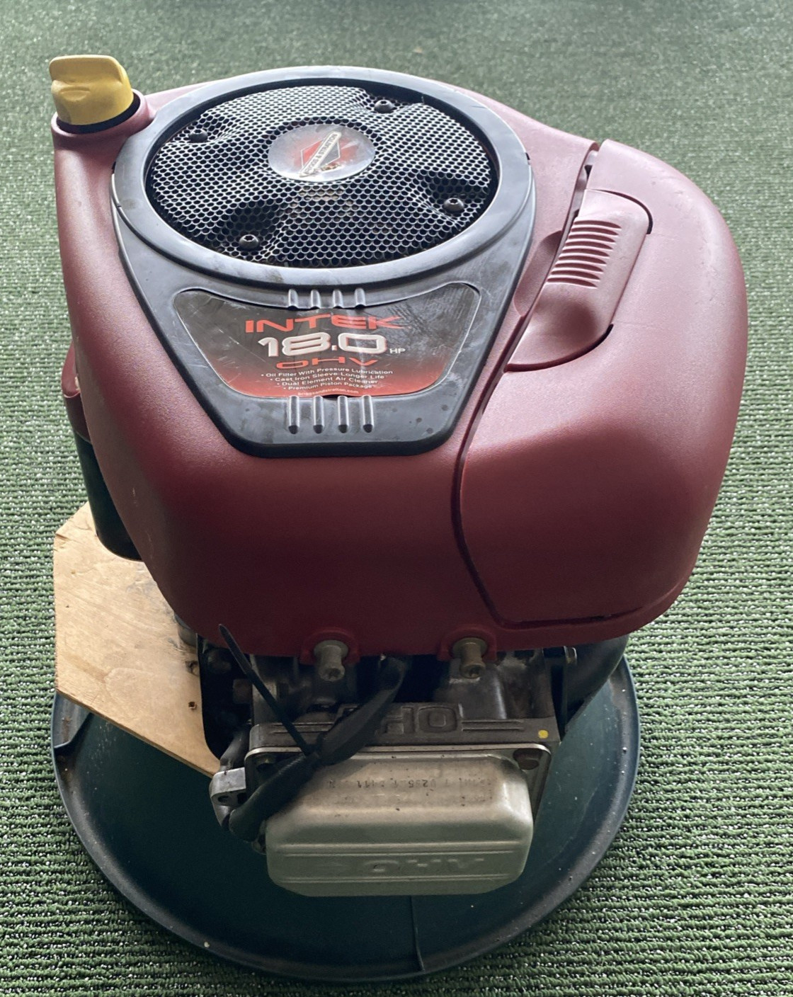 Briggs 31H777-0235 Vertical Engine 1" X 3-5/32” Shaft 3/5 Amp ALT 18HP -SR gallery