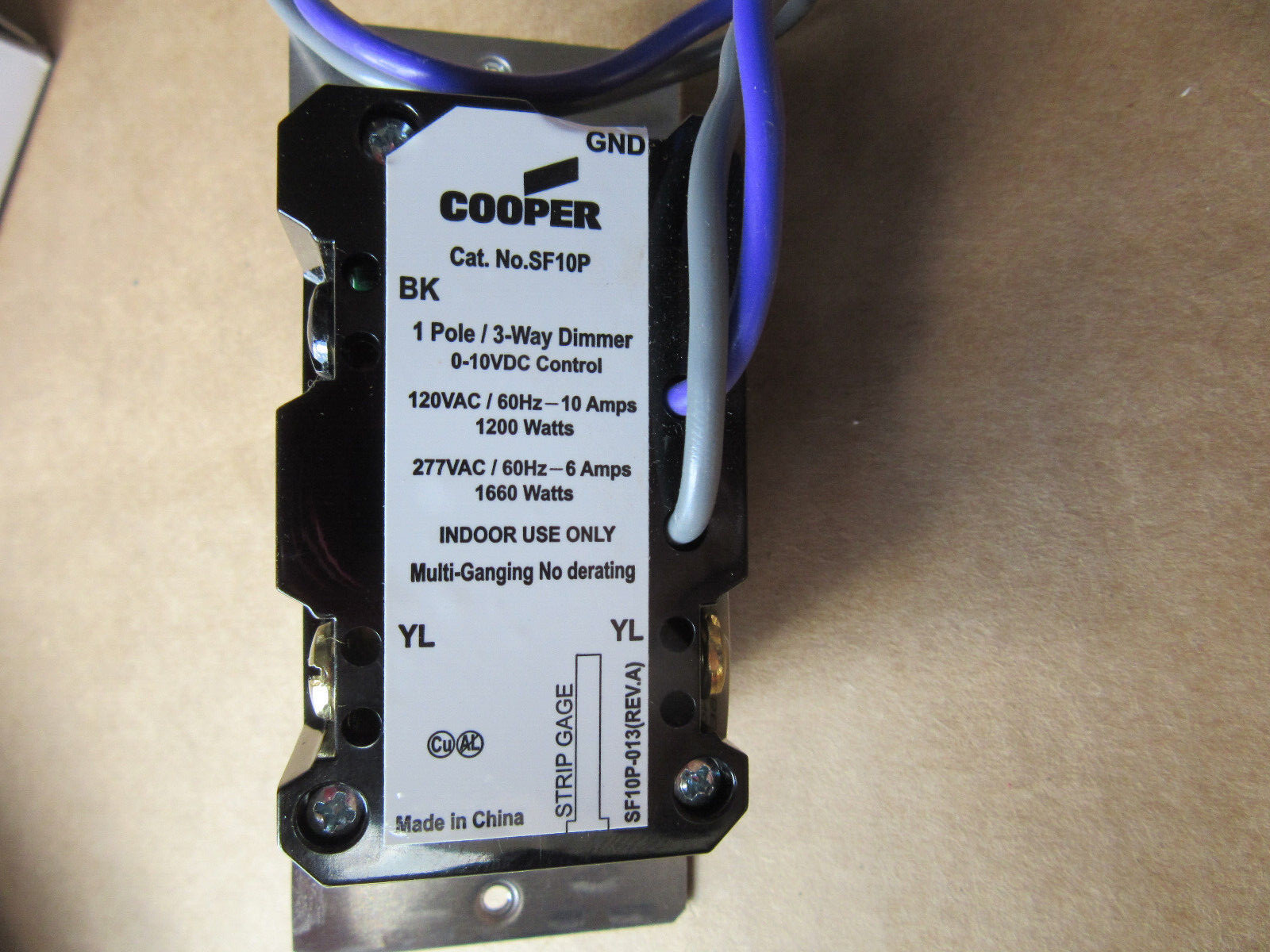 Arrow Hart SF10P-LA Slide Dimmer 0-10V, 120/277V Color Light Almond New in Box gallery