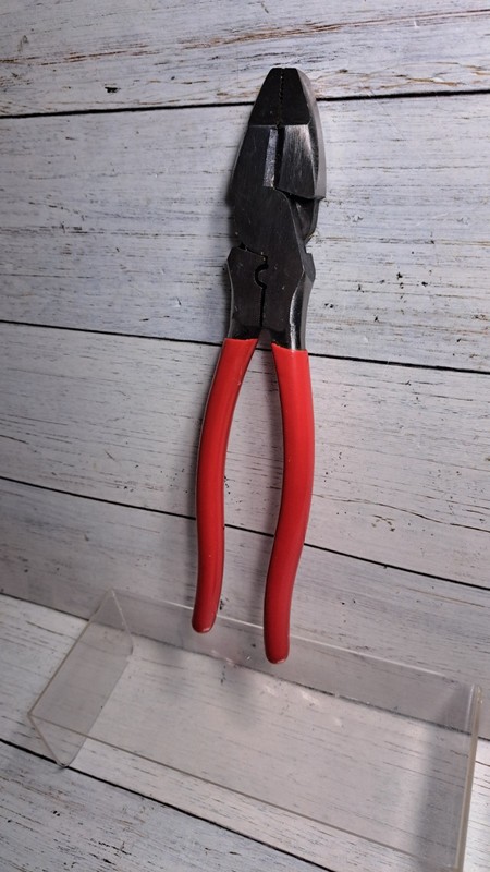 High Leverage Linesman Pliers with Crimping Tool 9.5 Inch Red Handle gallery