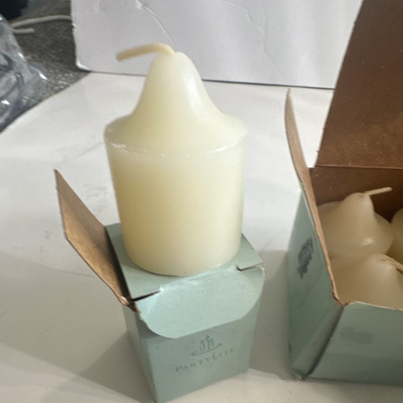 PartyLite (13) & Purity Aromatherapy (2)Votive Candles -15 votives are total gallery