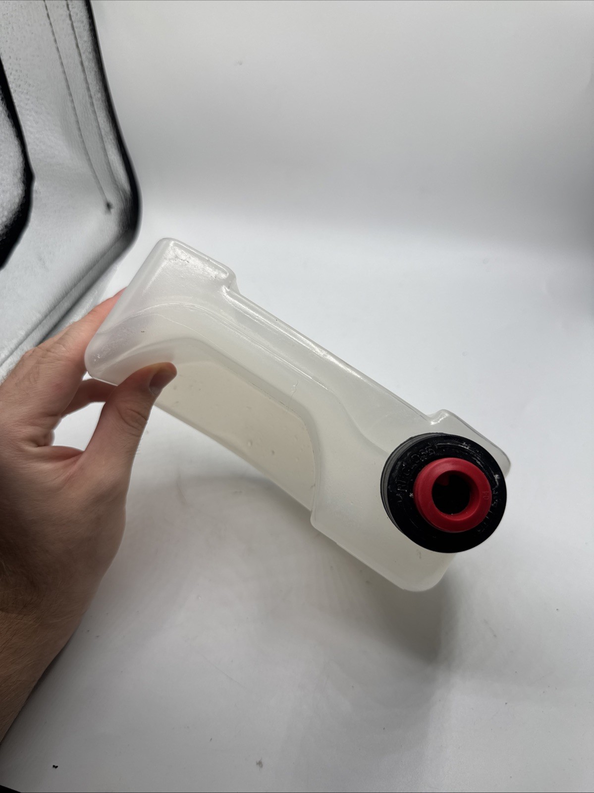 Bissell ProHeat 2x Shampoo Formula Solution Soap Tank 8920 8930 9200 9300 9400 gallery