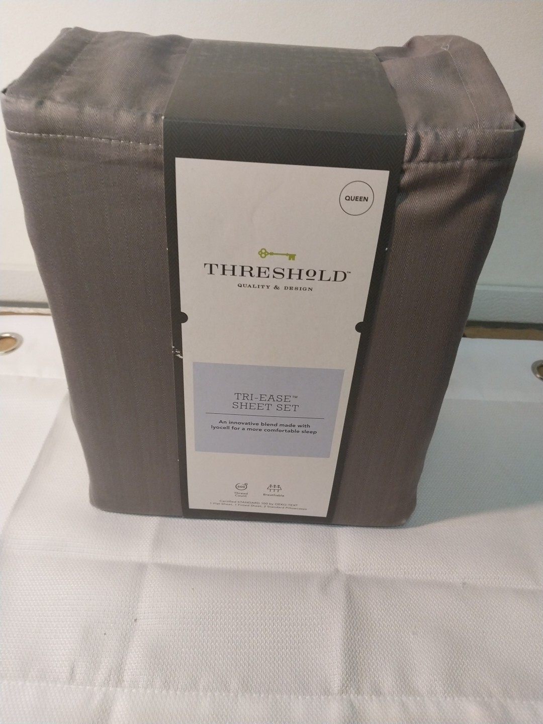 Threshold Queen Size 500 TC Tri-Ease 4PC Sheet Set Grey gallery