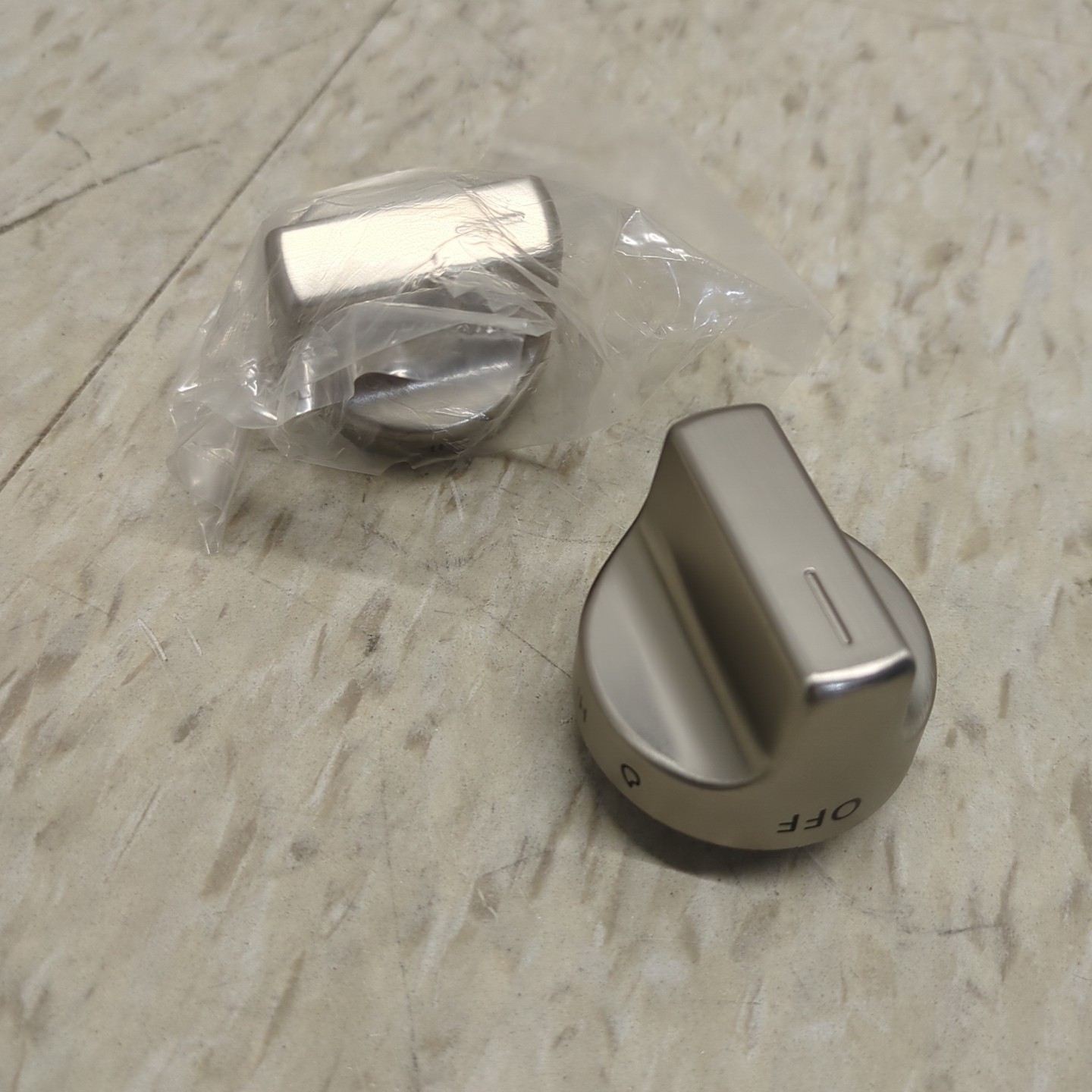 Qty 2 W11239985 Control Knob Compatible with Whirlpool Gas Ranges Replace Sliver gallery