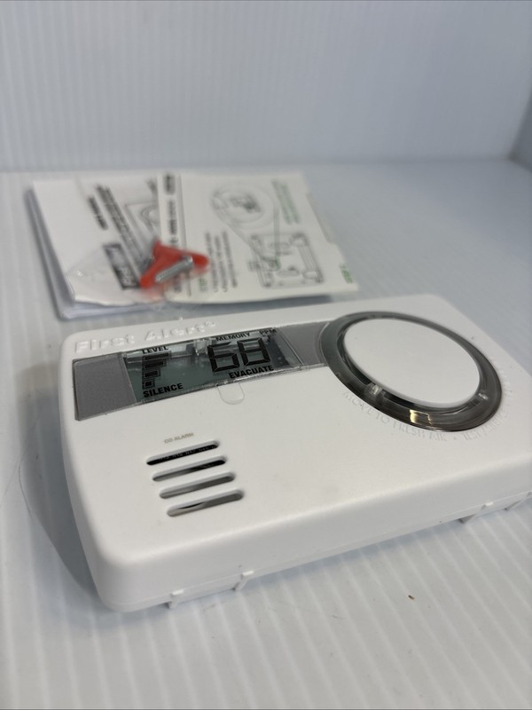 First Alert CO1210 Multi-Function Digital Carbon Monoxide Detector Alarm (600) gallery