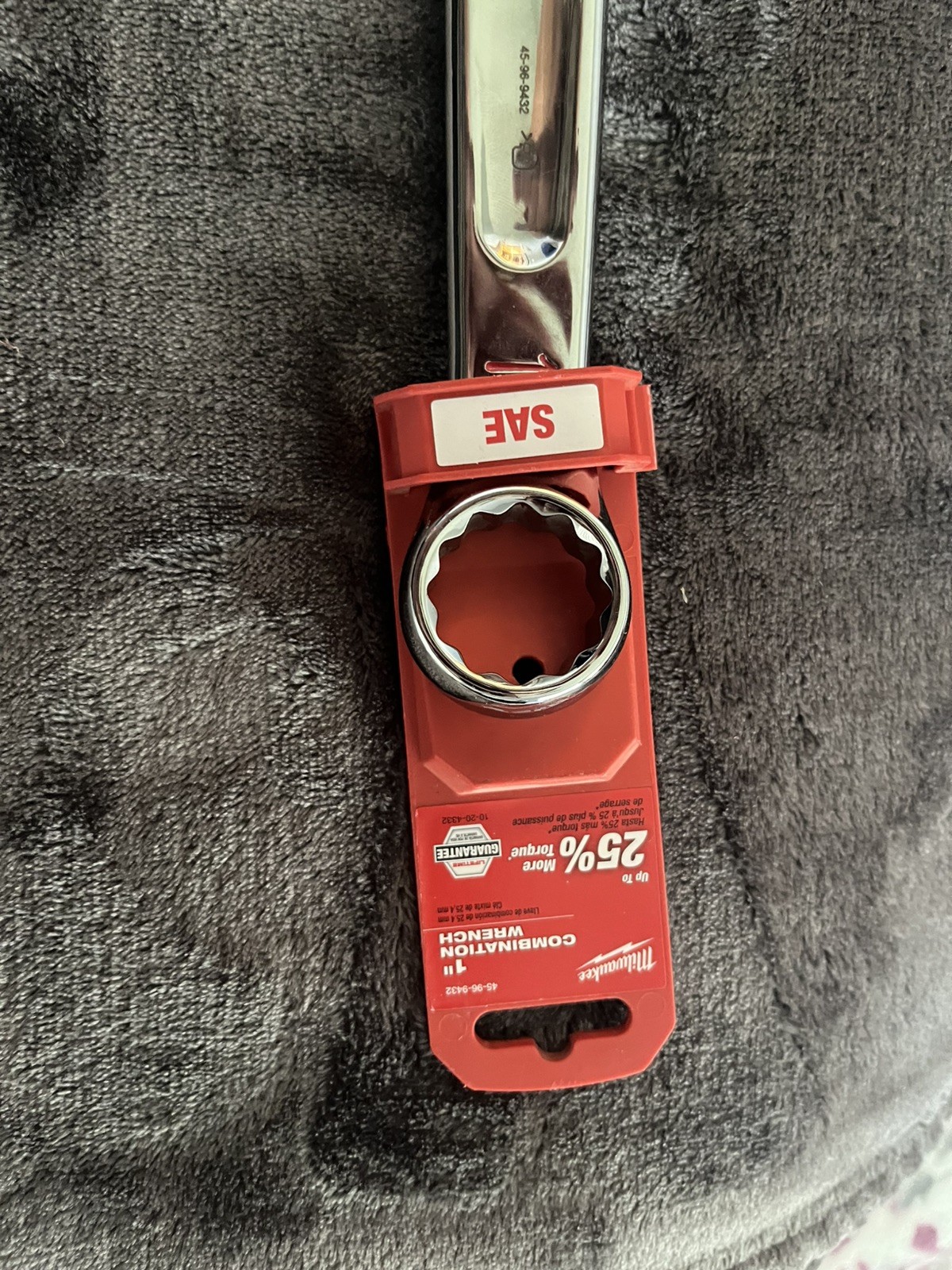 Milwaukee Tool 45-96-9432 1 In. Sae Combination Wrench gallery
