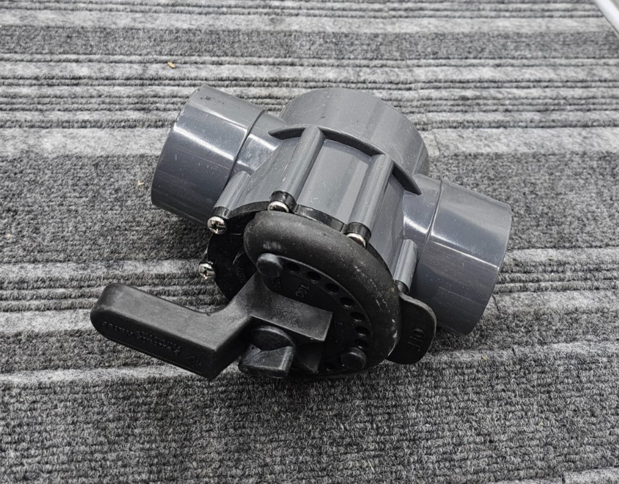 Pentair 2-Port Diverter Valve, Gray PVC 2-7/8" Port OD, 2-Way Heavy Duty gallery