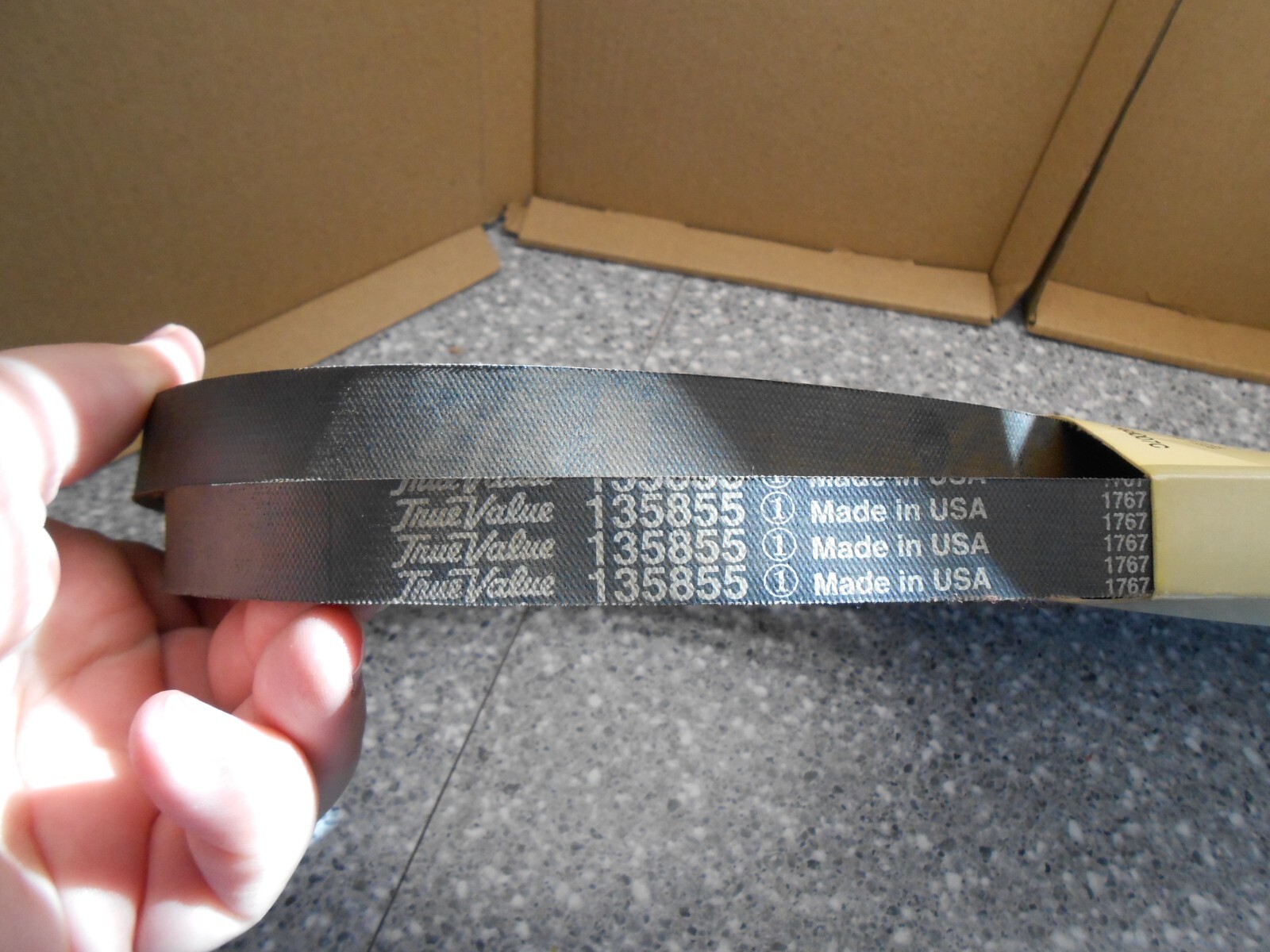 True Value 135855 Replacement V-Belt NOS Fits 36" Decks for LC 11/36,400,420 gallery