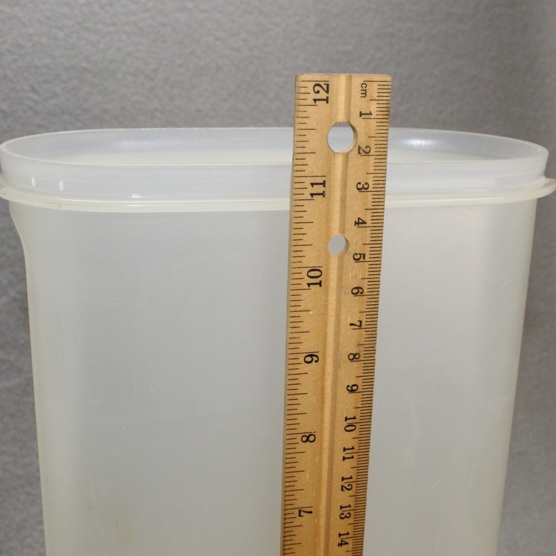 Tupperware Modular Mate Oval 5 Container Red Lid 12.25 Cup Good Vintage Storage gallery