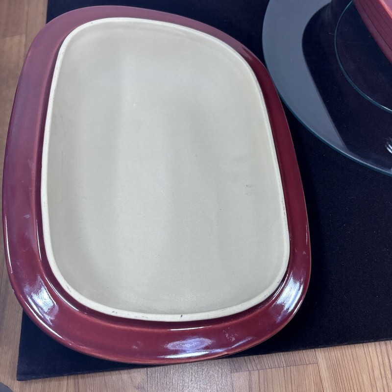 Pampered Chef Stoneware Deep Covered Baker 3.1 Qt Oval Cranberry Roaster gallery