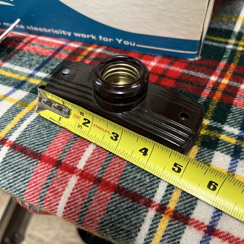 7 Leviton Electric Plastic Brown Surface Mounted Keyless Lampholder 5236 NOS gallery