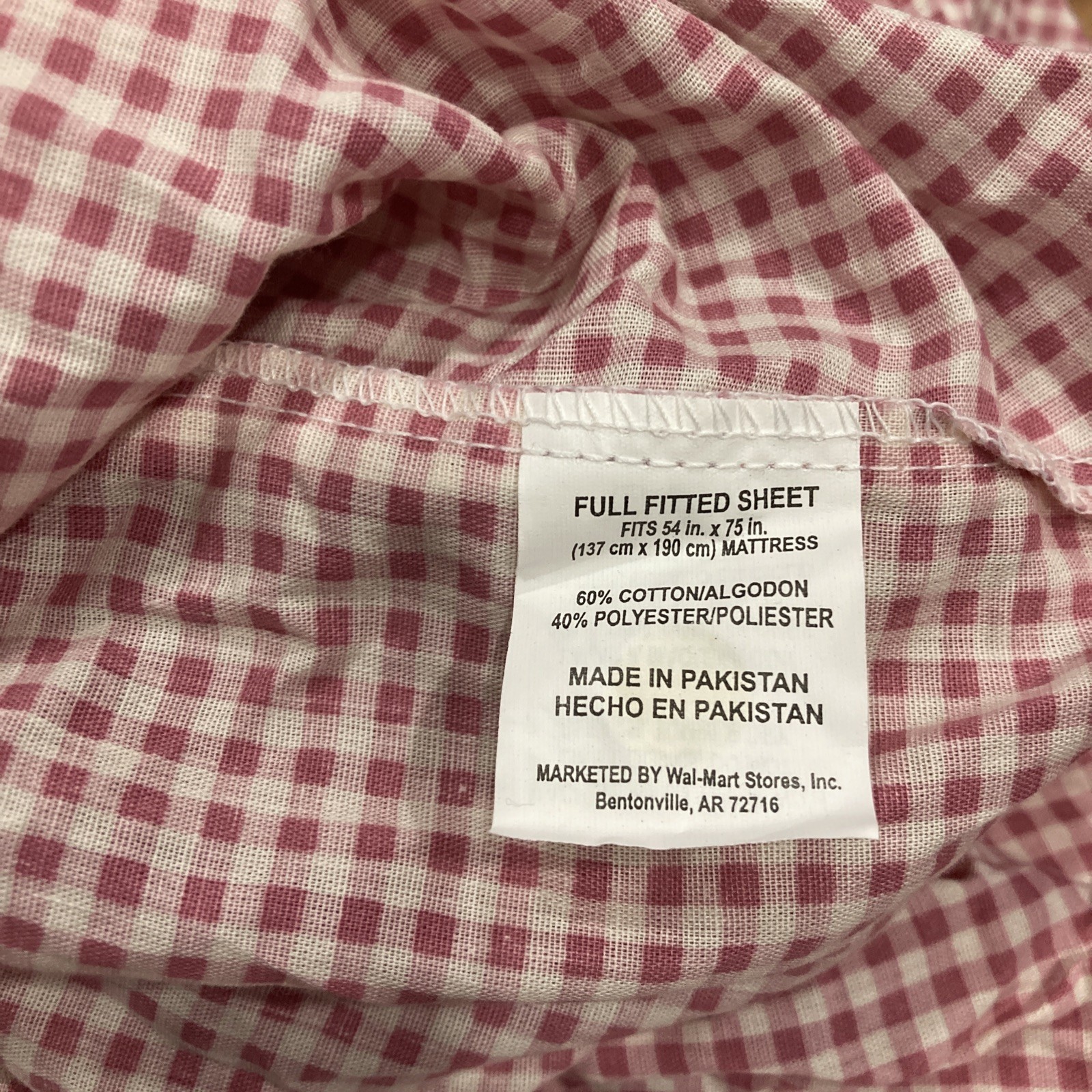 Cotton Blend Pink /White Check Pattern Full/Double Fitted Sheet 54”x75” gallery
