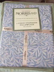 Set/2: WILLIAM MORRIS Leaf Pattern BLUE Off White Pillowcases Standard Cotton