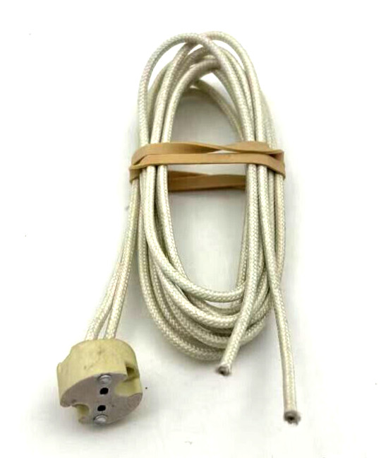 Mini Bi-Pin Socket 36 inch Leads 100 Watt Maximum 12V- 250 V G4, G6.35, GX5.3