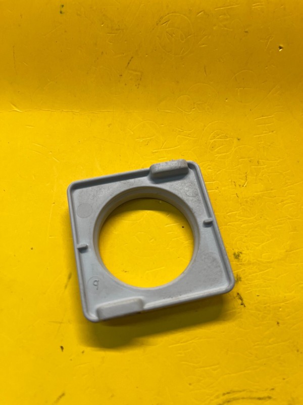 NOS STIHL INTAKE MANIFOLD SUPPORT PLATE #1129 141 3300 SHIP WITHIN USA gallery