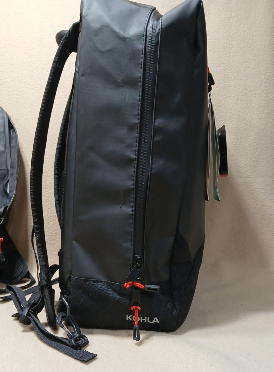 NWT Backpack Kohla Restless 18L Black Multimedia Retractable Straps Waterproof 4