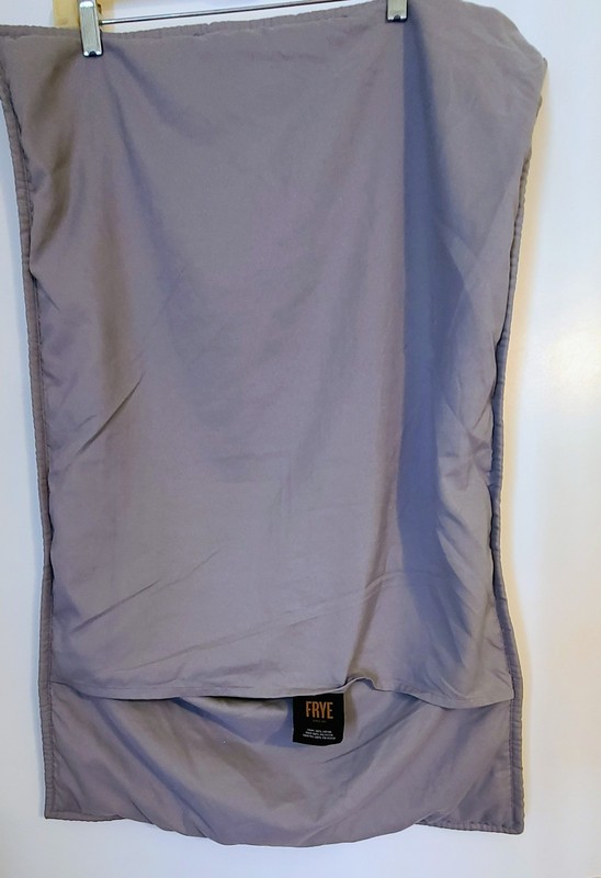 Frye Grey White Striped Waverunner Queen/King (2) 100% Cotton Outer 30L X 20W gallery
