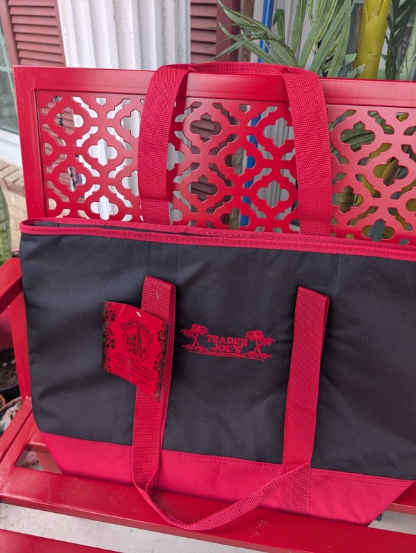TRADER JOE'S ~ EXTRA LARGE Reusable Insulated Bag { Red+Black } gallery