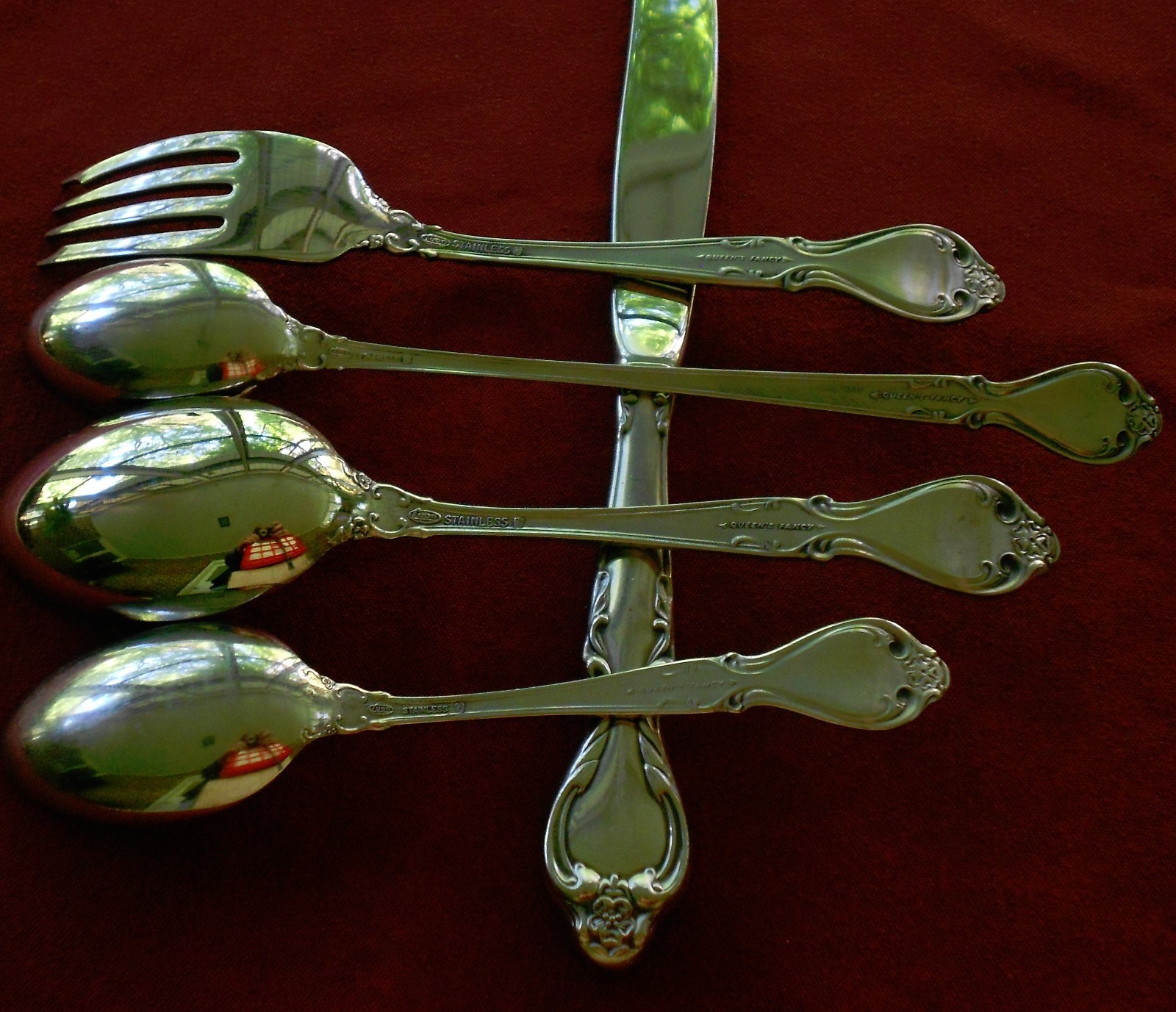 Lyon International Queen's Fancy Open Stock-You Choose the Piece Stainless USA gallery