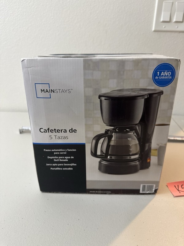 Mainstays 5 Cup Black Coffee Maker with Removable Filter Basket New gallery