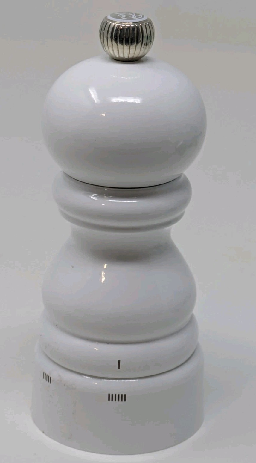 Peugeot Paris u'Select White Lacquer Pepper Mill 13cm/5" gallery