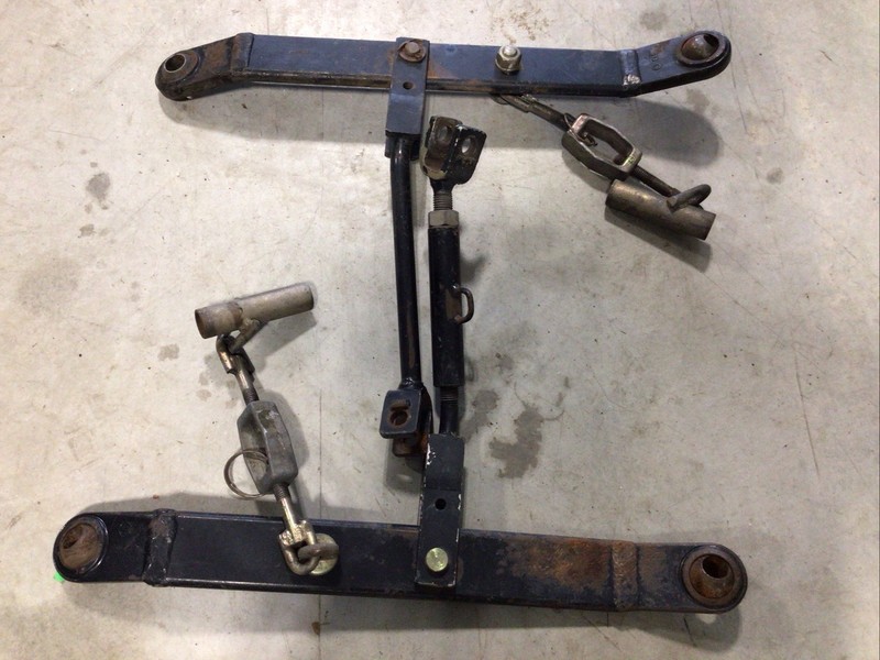 OEM John Deere 2305 3 Point Hitch Assembly **READ** #1 S10 gallery