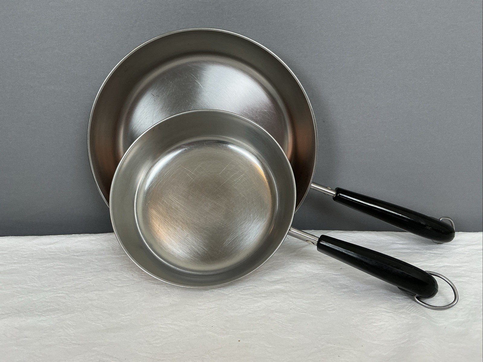 Revere Ware Skillet Set 9in & 7in Copper Bottom Stainless Steel Pans No Lids gallery