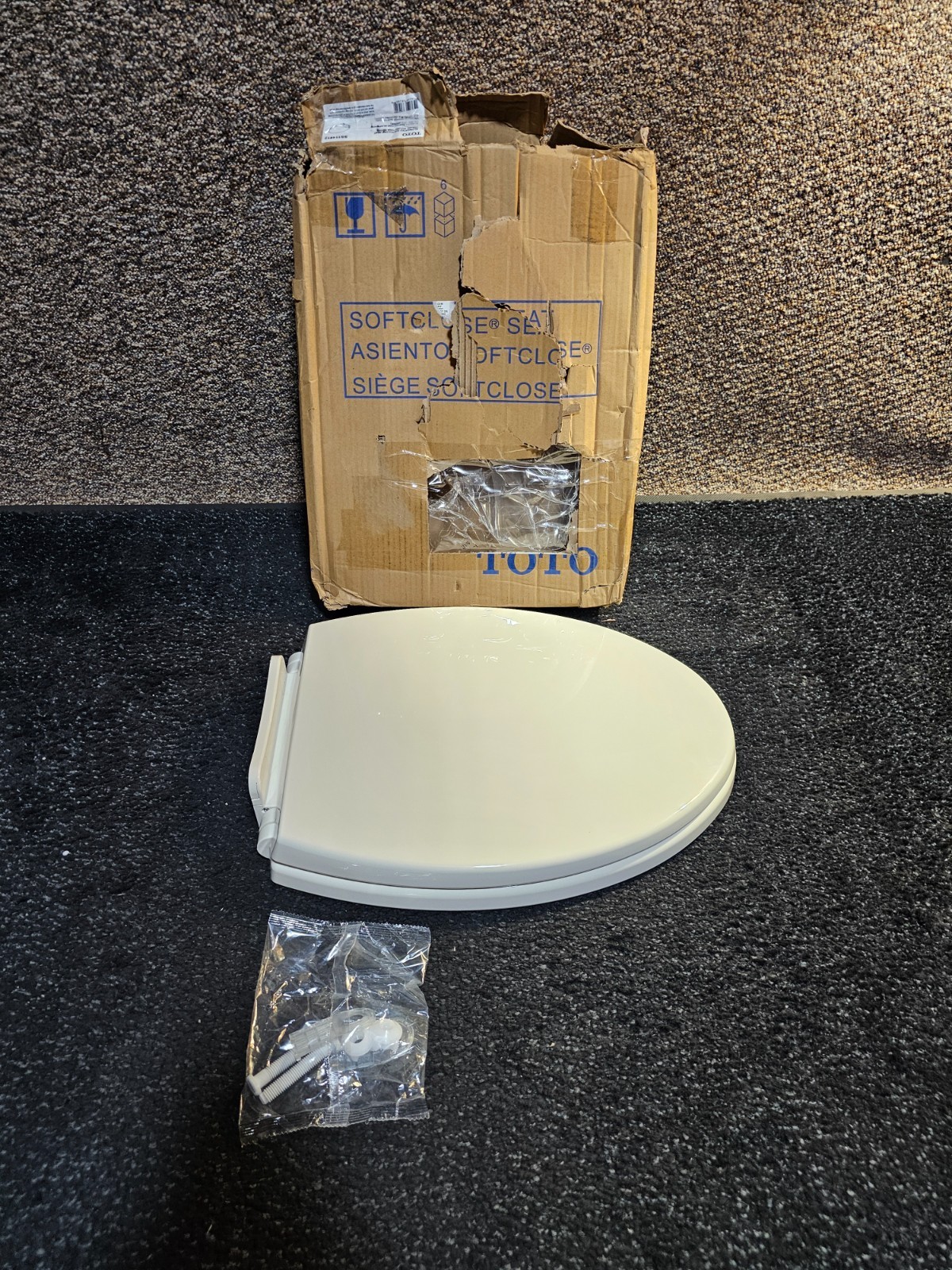 Toto SS114#12 SoftClose Slow Close Elongated Toilet Seat and Lid in Sedona Beige gallery