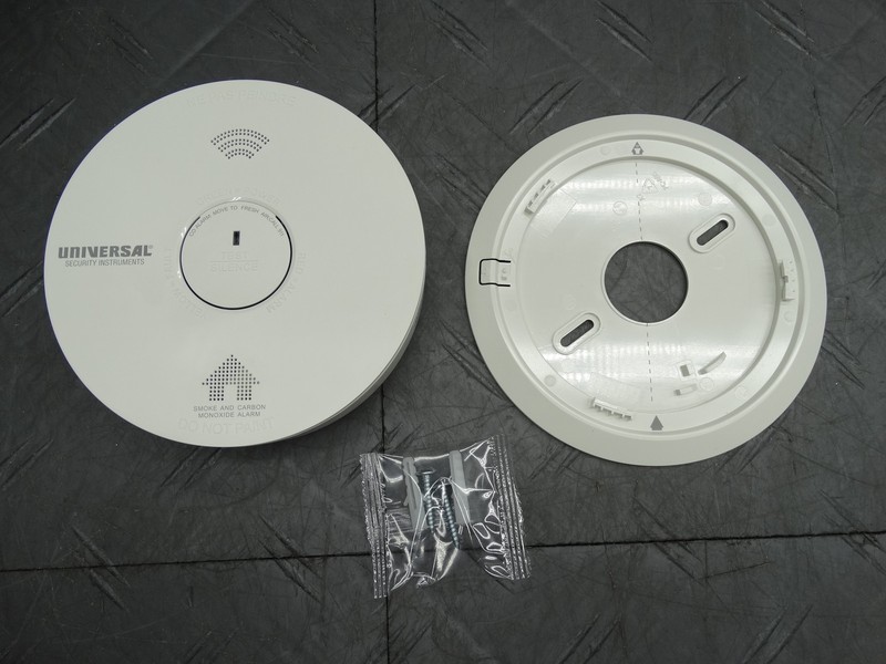 USI 1-Pack 10-Year Battery Combination Smoke & Carbon Monoxide Detector w/Alarm gallery