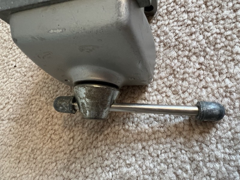 PanaVise - Low Profile Head Model 304 - jaws open 2.25" gallery