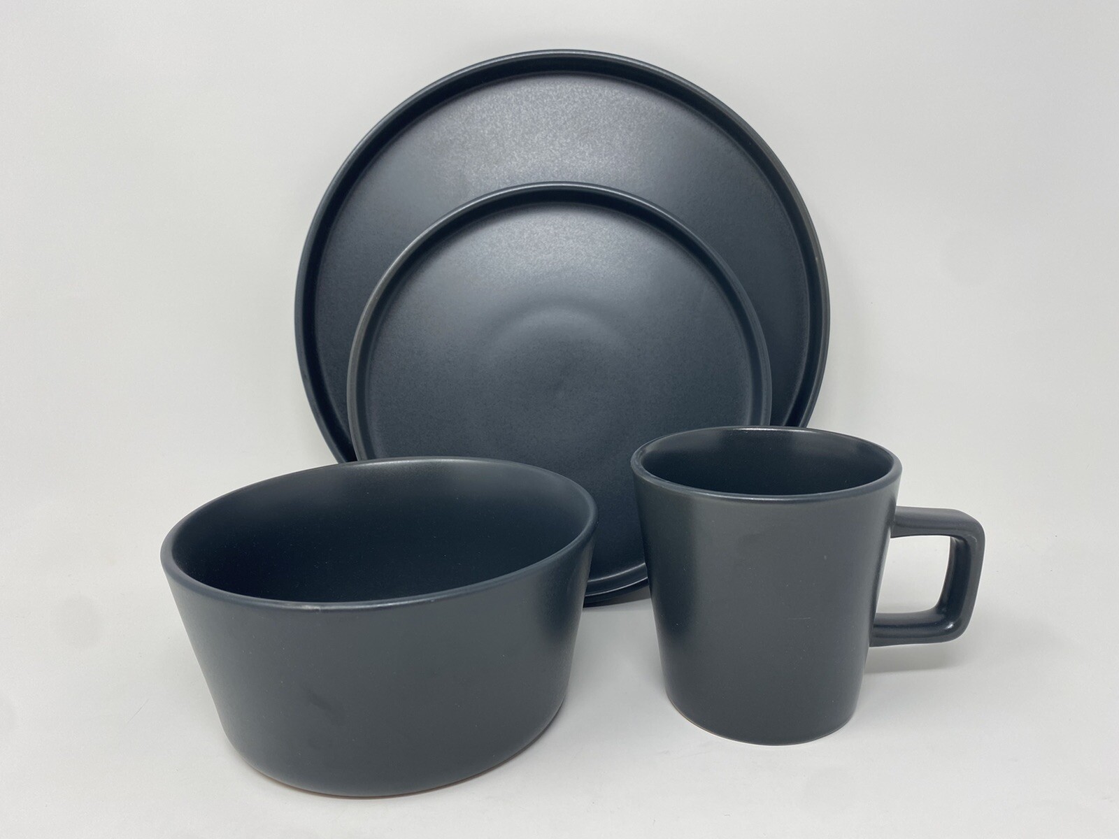 Stone Lain Stoneware Dinnerware Set, Service For 4, Matte Gray, Free Ship! gallery